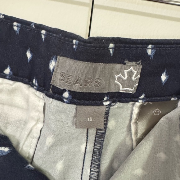 Shorts navy with with dots - Picture 2 of 3